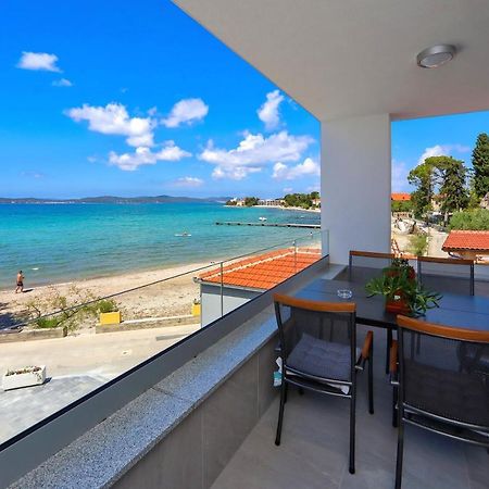 Apartmani Marina S Pogledom, Sukošan Buitenkant foto