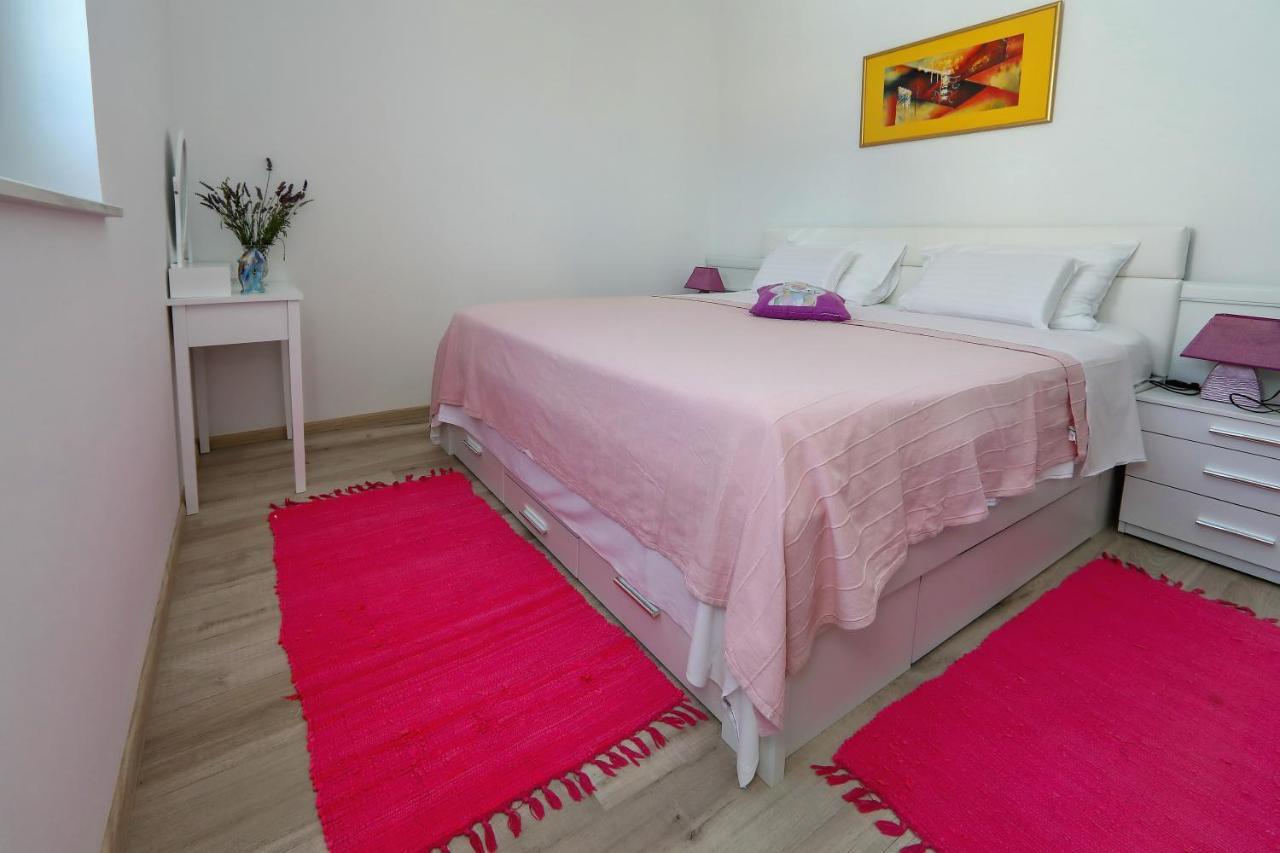 Apartmani Marina S Pogledom, Sukošan Buitenkant foto