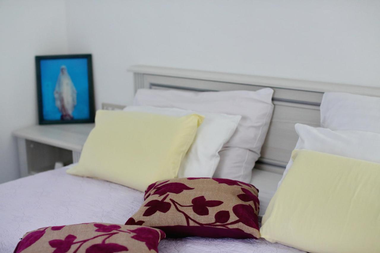 Apartmani Marina S Pogledom, Sukošan Buitenkant foto