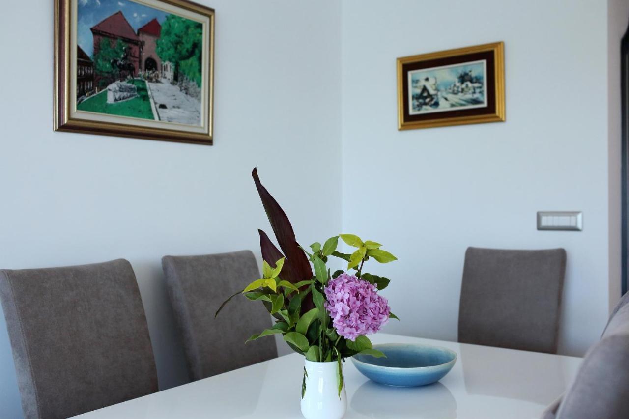 Apartmani Marina S Pogledom, Sukošan Buitenkant foto
