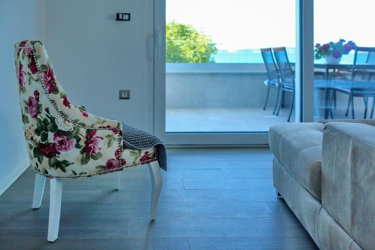 Apartmani Marina S Pogledom, Sukošan Buitenkant foto