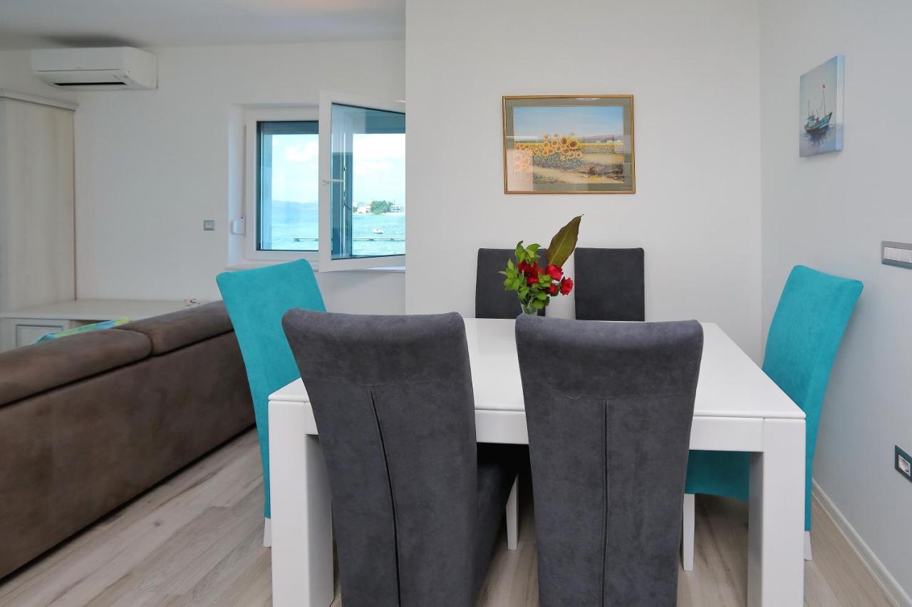 Apartmani Marina S Pogledom, Sukošan Buitenkant foto